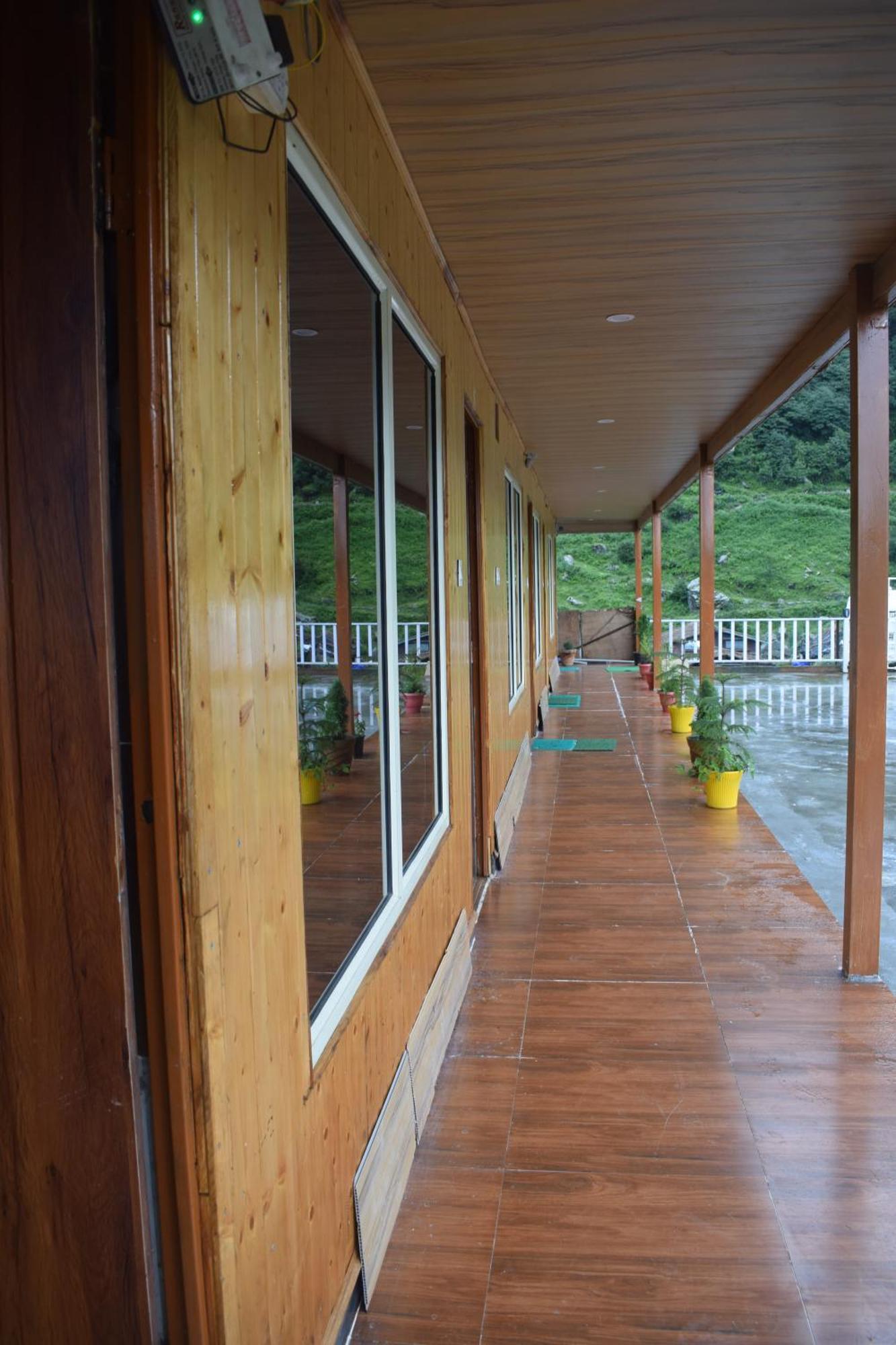 Himrab Chopta Resort Bagian luar foto
