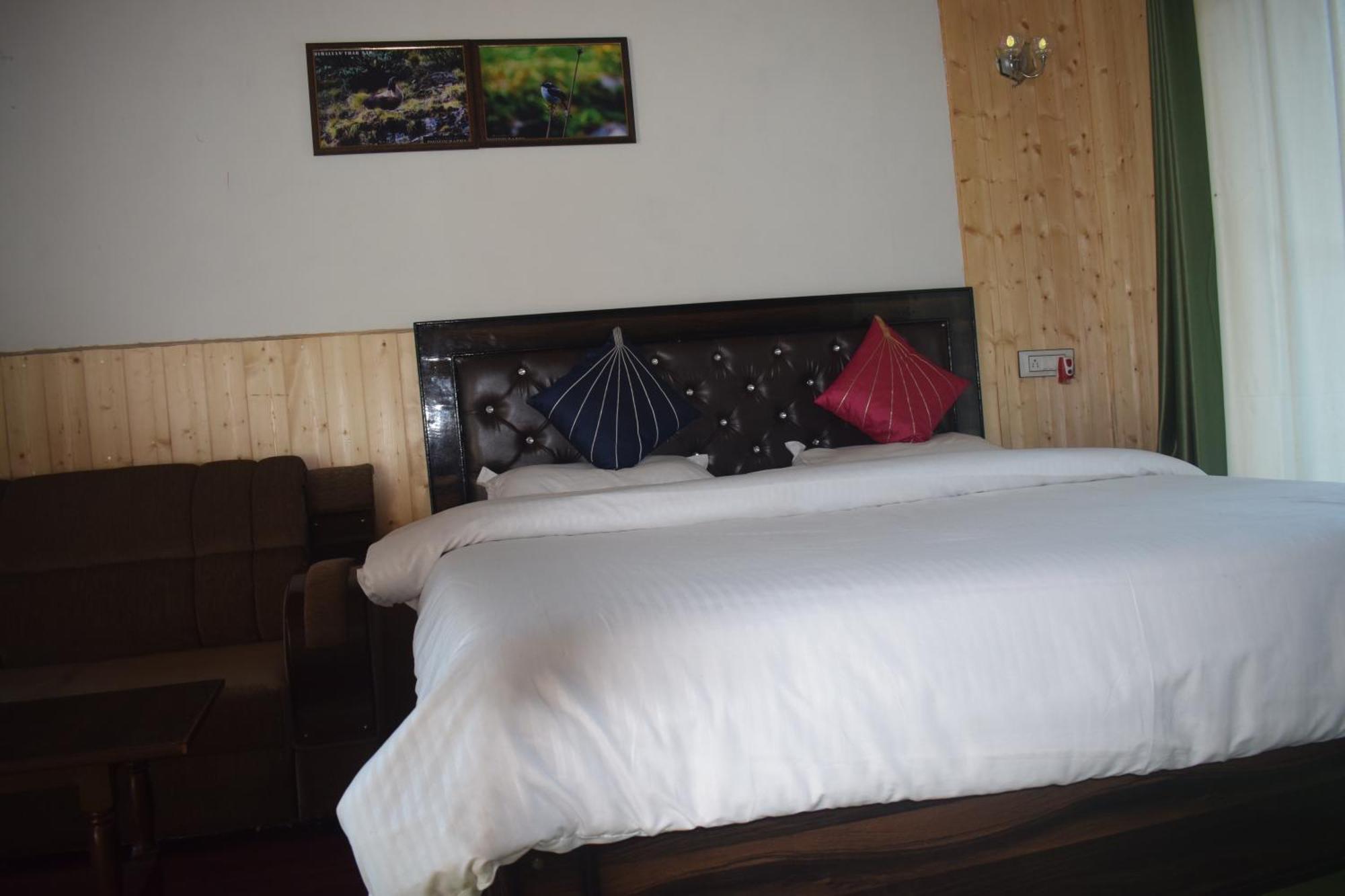 Himrab Chopta Resort Bagian luar foto